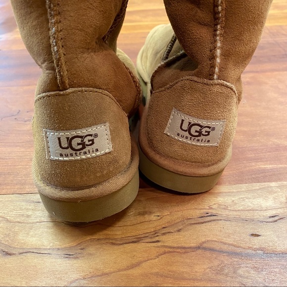 Tall Chestnut Ugg Boots NWOT - Picture 4 of 6